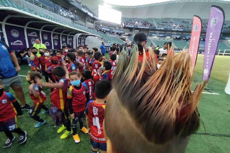 El Kraken se pone de gala al inaugurarse la Copa Mazatlán de Futbol 11