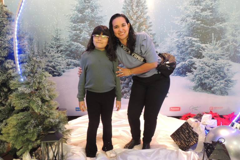 Disfrutan de la Navidad con brillante concierto decembrino