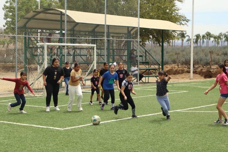 Imdec divierte a niños y jóvenes de la sindicatura de Jesús María, en Culiacán