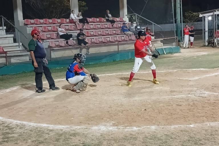 Leo Benítez con hit da triunfo a Diablos Rojos del México ante Ingeniería Carvajal