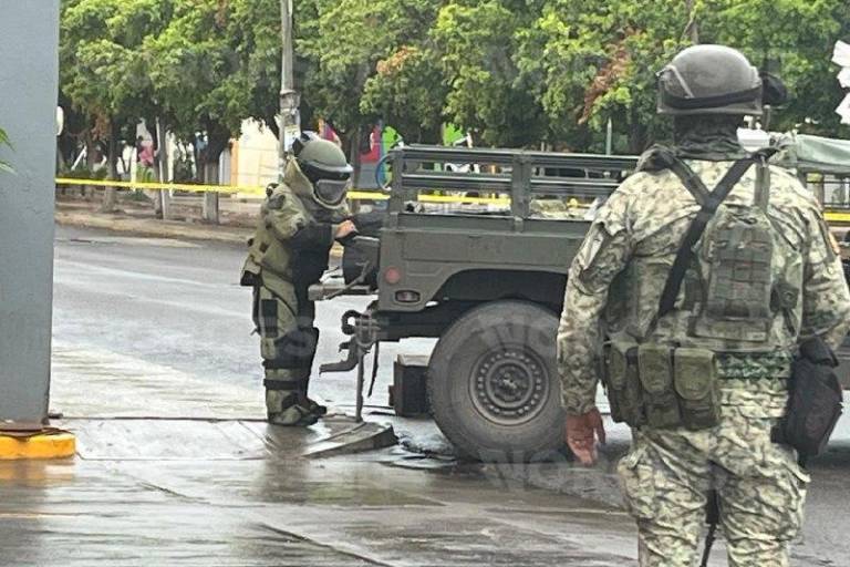 Retiran explosivos caseros tras ataque e incendio de vivienda en el fraccionamiento Canaco de Culiacán