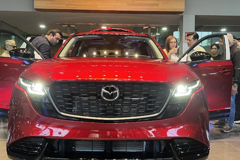 Conocen clientes de Mazda la nueva SUV CX-5 2026