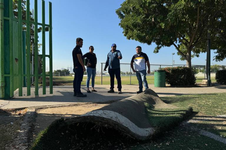 Realiza Imdem recorrido por espacios deportivos en proceso de rehabilitación