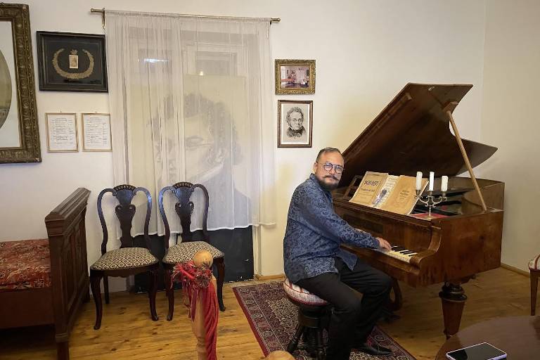 Realizará el pianista sinaloense Joel Juan Qui una gira por Eslovaquia