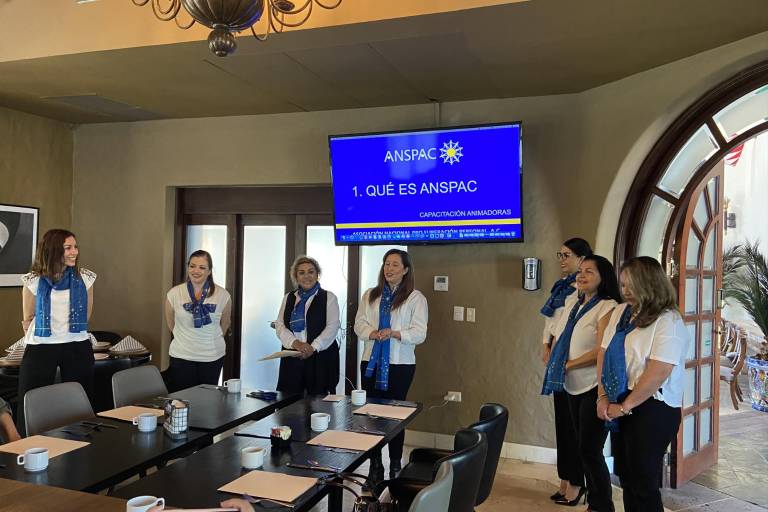 Imparten taller de capacitación