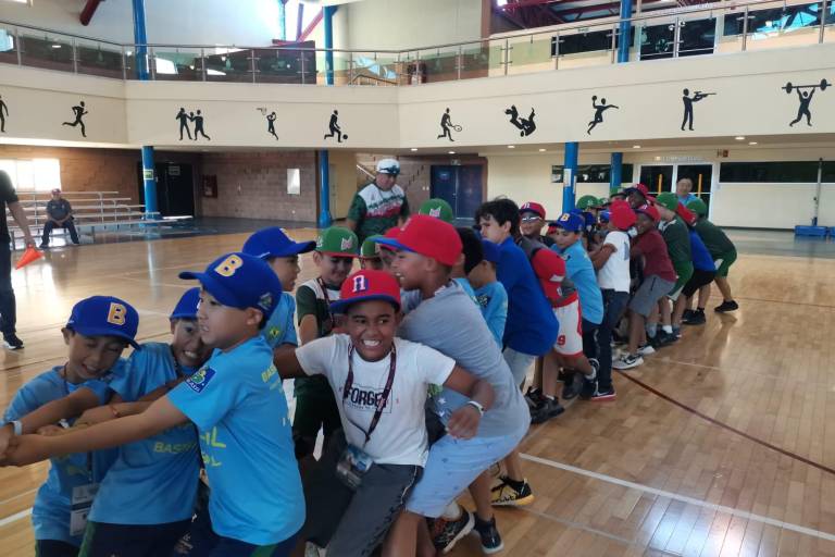 Disfrutan en familia selecciones del Panamericano U10 con Jornada Deportiva del Imdec