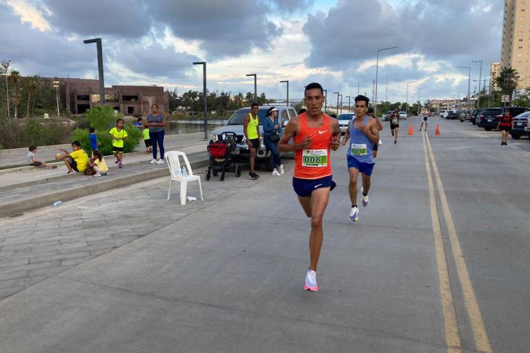 Leyva y Labrador imponen su ley en Pedestre del Colegio de Abogados