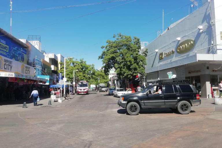 Por ‘cuesta de enero’, comerciantes del Centro de Culiacán inician el año sin expectativas de venta