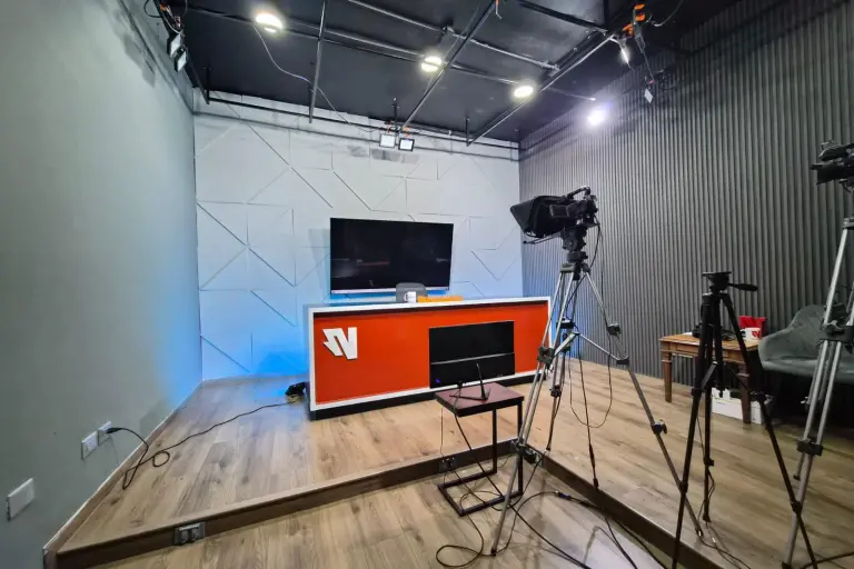 Noticiero Noroeste está buscando a su próxima conductora.