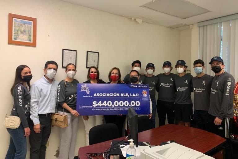 Entrega Copa GSG donativo