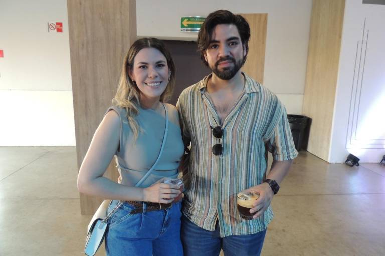 Disfrutan la conducción de la nueva pickup BYD Shark