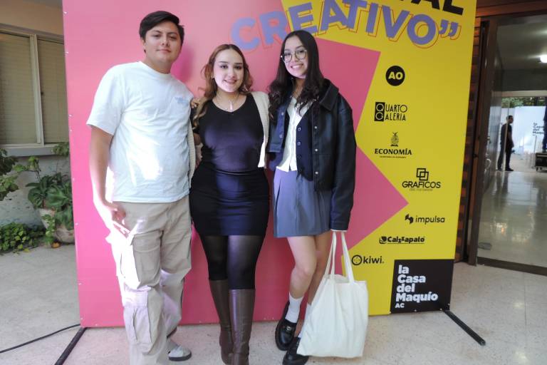 Cautiva Sbro Castil con su pasarela titulada ‘Volver a Florecer’