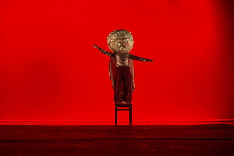 Cautivan a mazatlecos con ‘Los ojos abiertos de ella’