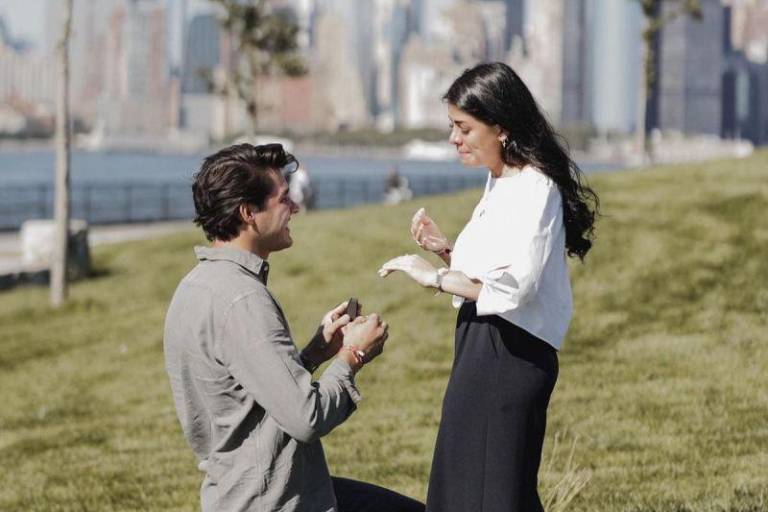 Paulina, hija del ex Presidente de México, Enrique Peña Nieto, se compromete en matrimonio