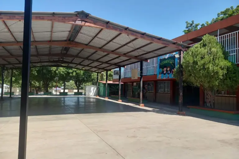 Becas del Bienestar no frenan la deserción escolar en México