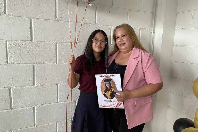 Culminan su etapa de bachillerato en Multiversidad Latinoamericana