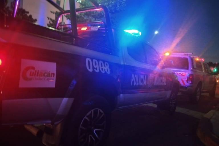 Vocadura de tráiler deja una persona muerta y otra herida