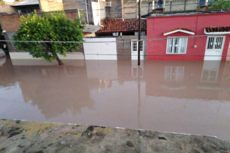 Tuxpan, Nayarit, devastado por el paso de Pamela