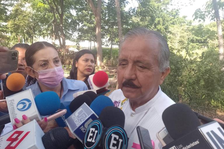 Dice Estrada Ferreiro que apoya moralmente a ‘El Químico’ Benítez