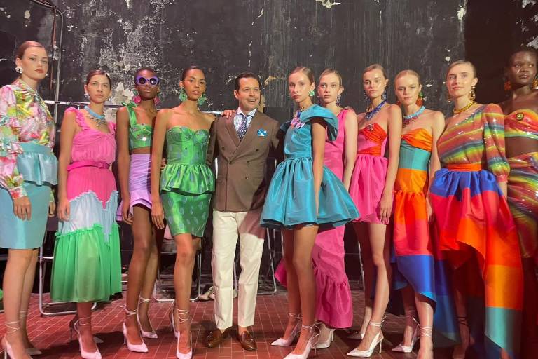 Destaca Andrés Romo el color mexicano en la Semana de la Moda en Roma