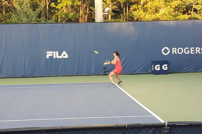 Giuliana Olmos avanza a cuartos de final en Másters de Canadá