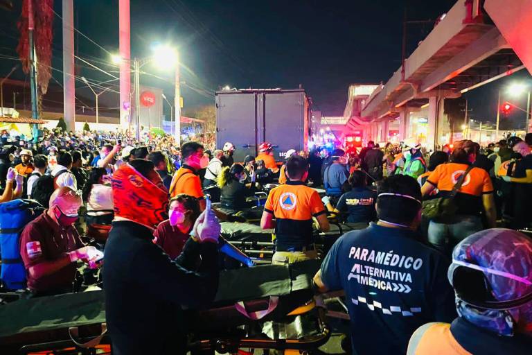 Ya son 25 muertos por el desplome del Metro. Cuerpos han sido entregados a las familias: FGJ-CDMX