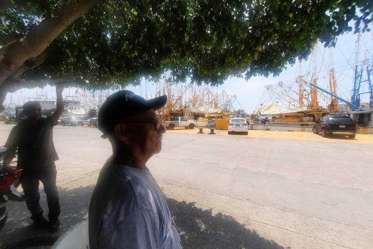 Desea Higinio que se levante la veda para salir a las capturas y sentir la brisa y la calma del mar