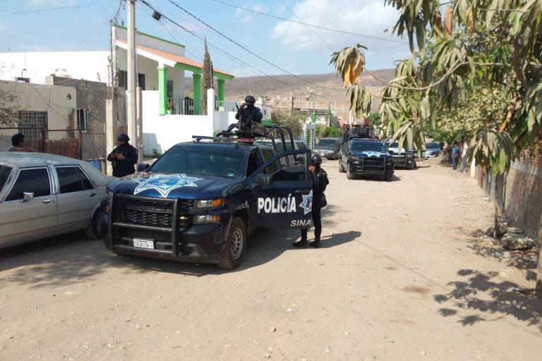 Mujer es atacada a balazos en la Colonia Las Coloradas, en Culiacán; muere en hospital