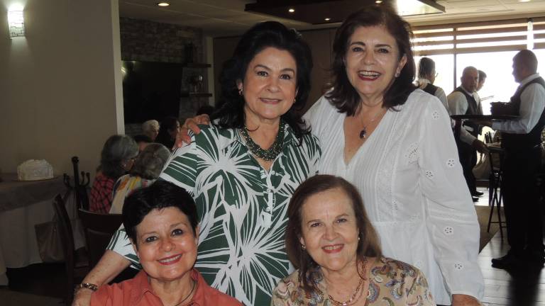 Relizan despedida especial en honor al Padre Juan Ruiz