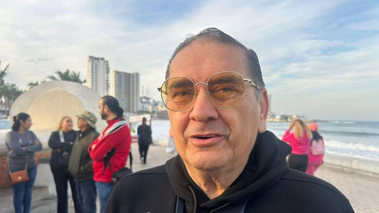 García Osuna explicó que la decisión se tomó debido a los residuos que este material deja en playas y espacios públicos, así como los efectos nocivos que su degradación provoca en el ecosistema marino.