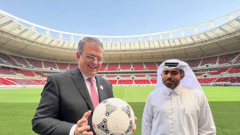 Marcelo Ebrard conoce el ‘Estadio Mexicano’ en Qatar