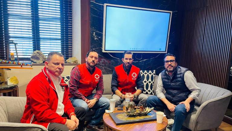 Gámez Mendívil sostuvo una reunión con autoridades de la Cruz Roja derivado del incidente ocurrido la noche del 31 de enero.