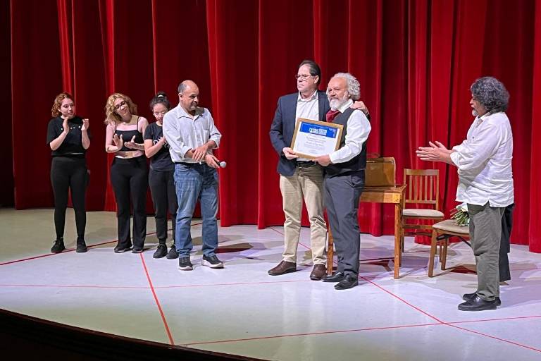 Reconoce la UAS la vida de Rodolfo Arriaga en el teatro