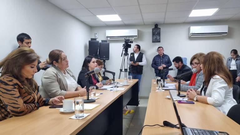 Han asignado mil 232 lotes a familias desplazadas, mil 140 están por asignarse, y han entregado 115 casas.