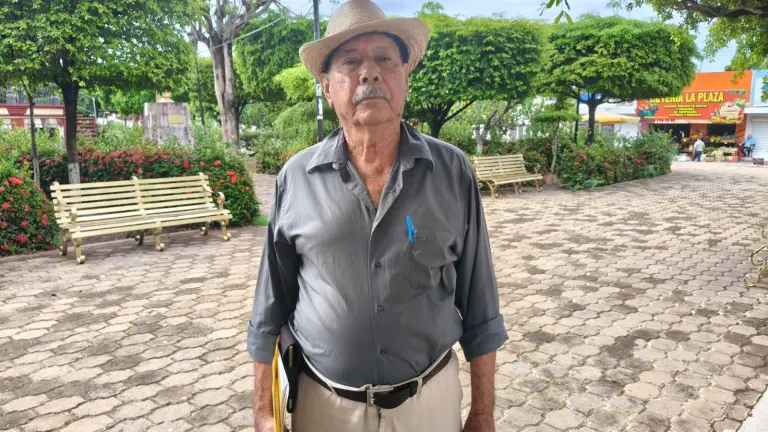 En representación de los comuneros de Santa María, Victorino Ávila señaló adeudos relacionados con los acuerdos por la construcción de la presa.