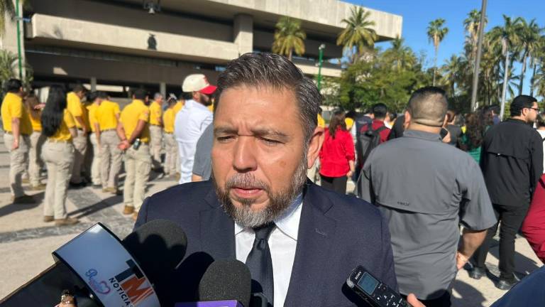Marco Antonio Zazueta Zazueta explicó que las multas oscilan entre 50 y 5 mil UMAs, dependiendo del giro, tamaño y número de trabajadores afectados.