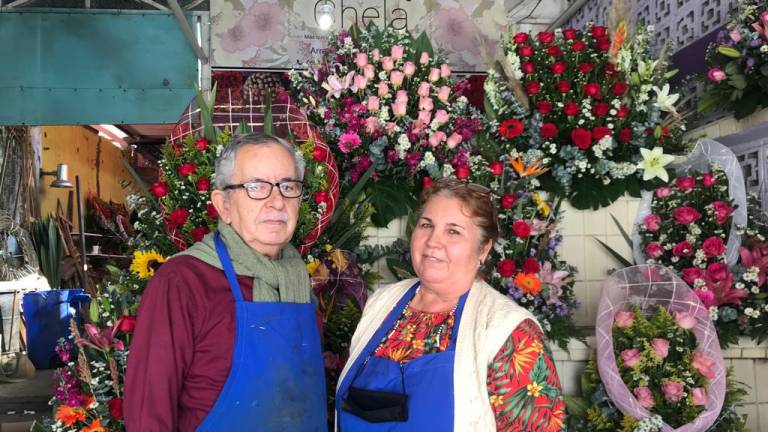 Los Mendoza Leva, ejemplo de esfuerzo para salir adelante con la venta de flores
