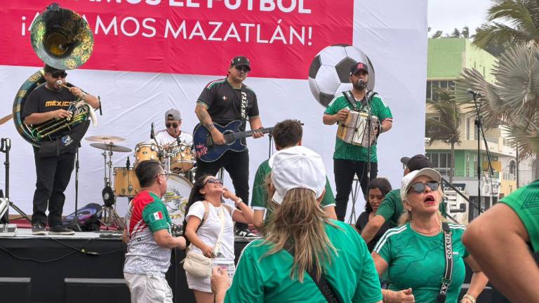 Olas Altas se pinta de verde tras triunfo de México en el Mundial.