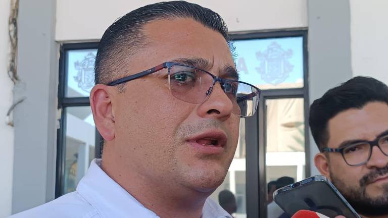 Eloy Ruiz Gastélum dice que la recomendación llegó hace dos o tres semanas.