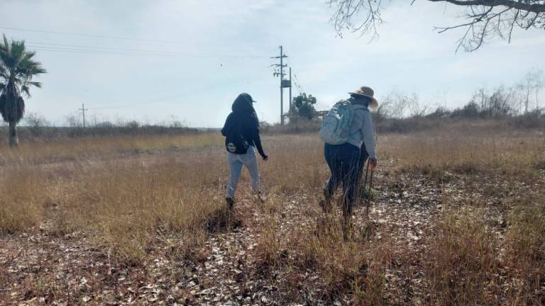 Rastreadoras buscan sin éxito a desaparecidos, en Escuinapa; persistirán en el municipio dos días más