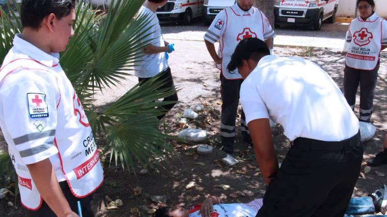 La Cruz Roja Mazatlán anunció que para el verano habrá capacitación de paramédicos y cursos RCP.