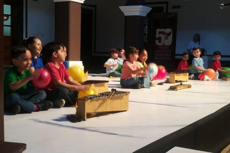 Comparten su talento pequeños de Iniciación Musical de la ESUM en recital