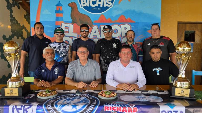 Superveteranos define a sus monarcas este sábado.