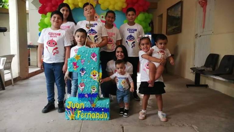 Juan Fernando festeja su primer año al estilo ‘Baby shark’