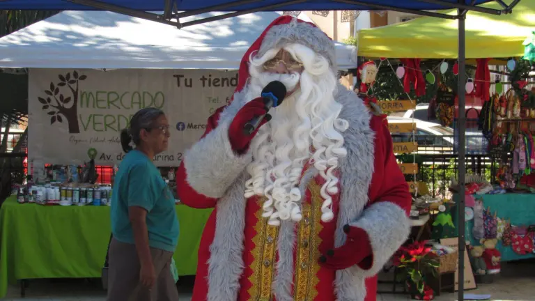 Santa Clos se hizo presente en la jornada.