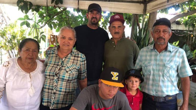 Óscar Martínez Jaime estampa su firma con la Academia de Beisbol Leones de Yucatán