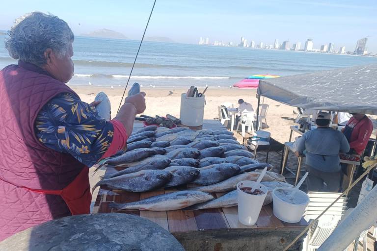 Reportan pescadores y ‘changueras’ pocas ventas pese a ser temporada de Cuaresma