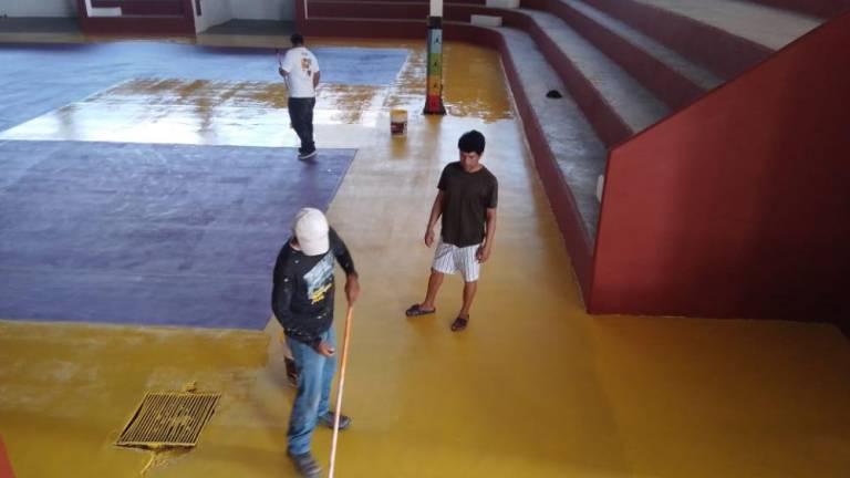 Rehabilitan Gimnasio Municipal en Escuinapa