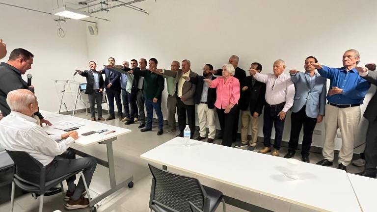 Toma de protesta de la nueva mesa directiva del Colegio de Ingenieros Agrónomos de Sinaloa.