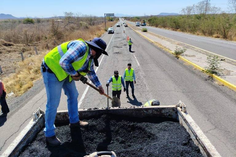 Concluye bacheo de Carretera Internacional que conduce a Mazatlán: Alcaldesa